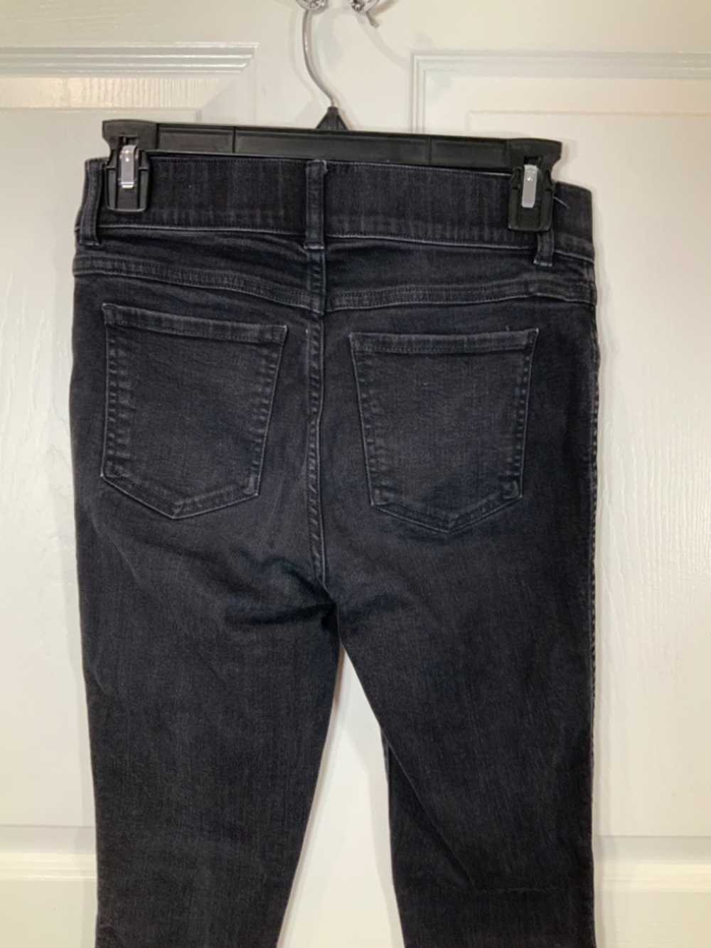 Spanx Black Ankle Jeans Slimming Stretch Pull On Pants Chic Classic Size Small - Picture 5 of 7